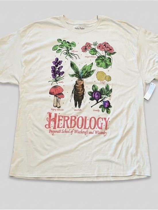 Warner Bros. Other - Harry Potter Herbology Graphic Tee - Cream Botanical Print sz 2x